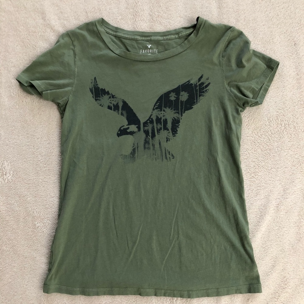 Hollister tee